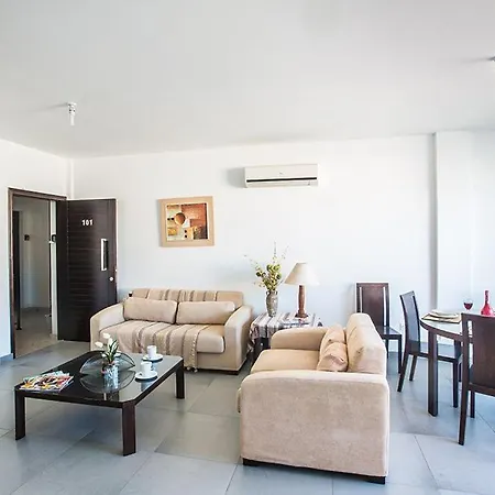Apt Pernera Enas - Lovely 2 Bedroom Pernera Apt - Communal Pool - Close To Amenities Apartment Protaras