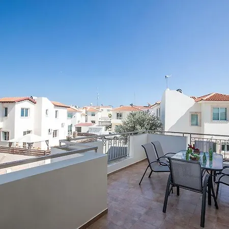 Apt Pernera Enas - Lovely 2 Bedroom Pernera Apt - Communal Pool - Close To Amenities *